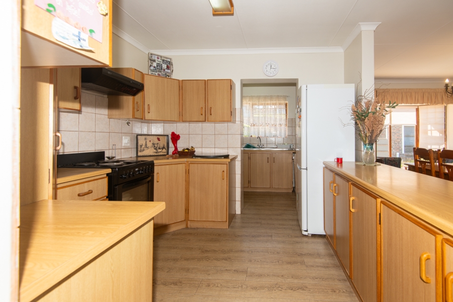 4 Bedroom Property for Sale in Tergniet Western Cape
